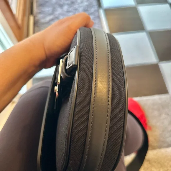 Rimowa cross body bay  new with tag, comes with 34x34” Dior or fendi s… - Picture 4 of 10